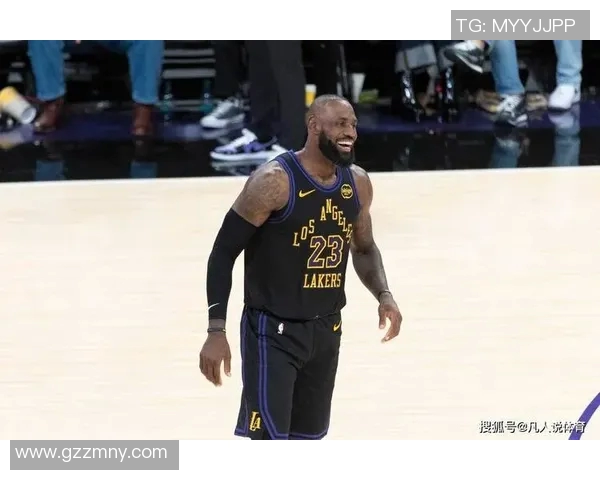 昔日王者詹姆斯状态下滑，何去何从？